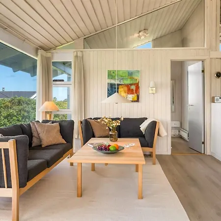 Sigrid - 400m From The Sea By Interhome Semesterbostad