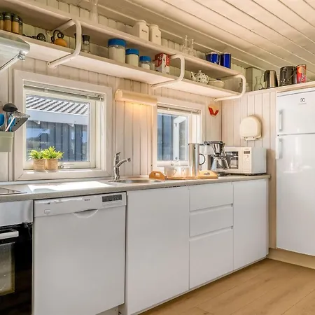 Semesterbostad Sigrid - 400m From The Sea By Interhome